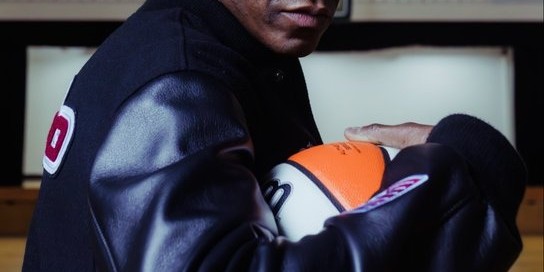 名记：前猛龙总经理乌杰里加入WNBA新军多伦多节奏 成为主要股东