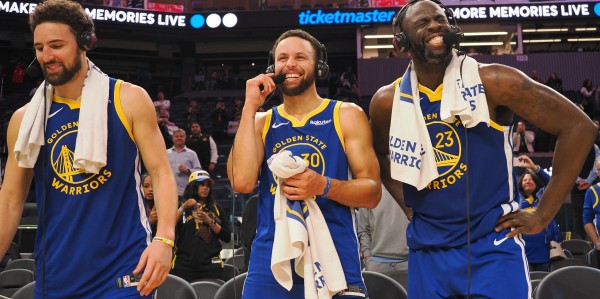 yl23455永利官网-10年前的今天：勇士取得跨赛季主场54连胜 创造NBA历史纪录